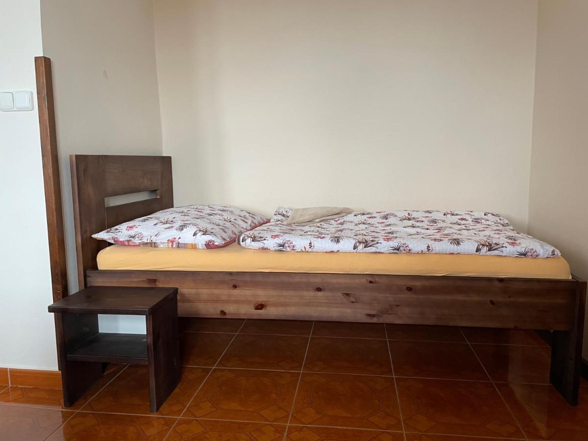 Cetnicka Stanice Hluboka Hluboká nad Vltavou Dış mekan fotoğraf