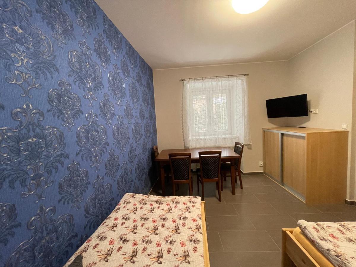 Cetnicka Stanice Hluboka Hluboká nad Vltavou Dış mekan fotoğraf